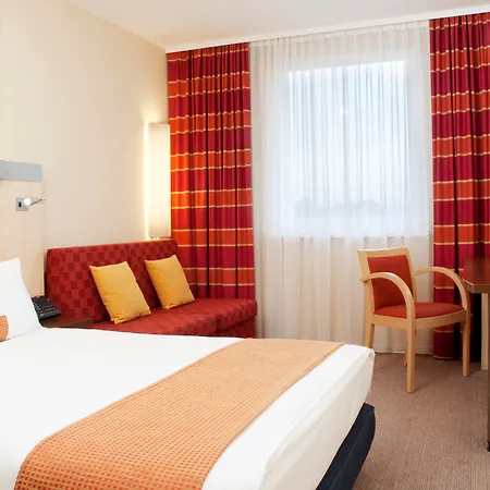 Express Munich Airport 3*