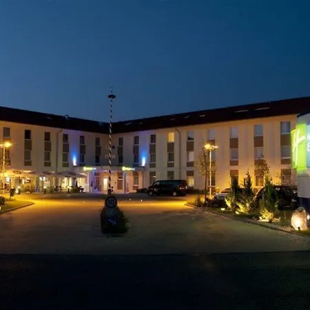ホテル Express Munich Airport 3*