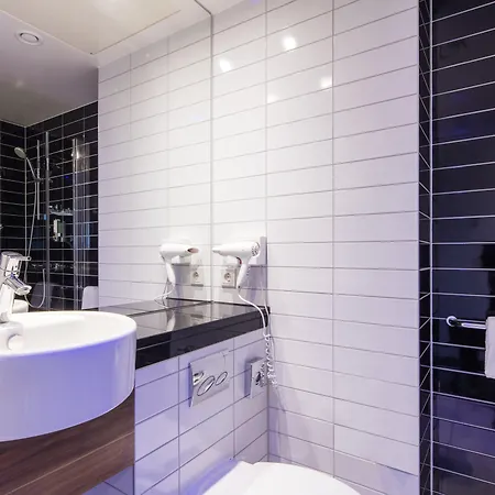 Express Munich Airport 3*