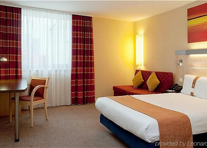 Hotel Express Munich Airport 3*