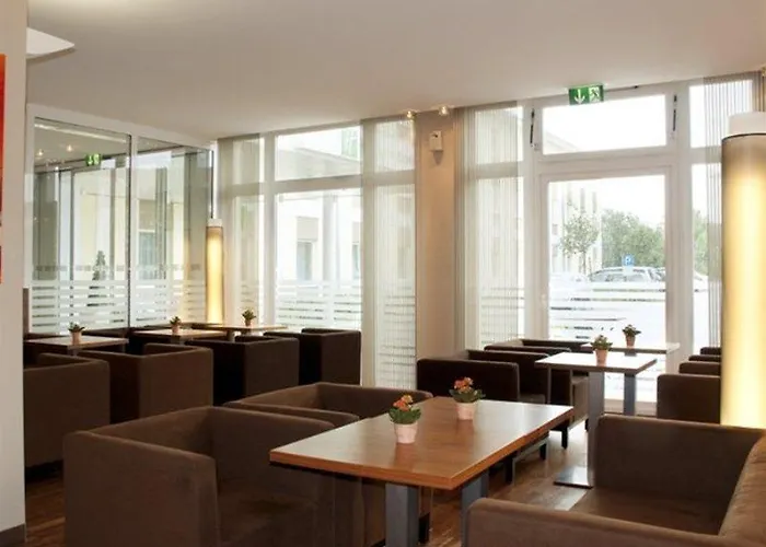 Hotel Express Munich Airport 3*
