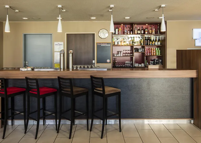 Hotel Express Munich Airport 3*