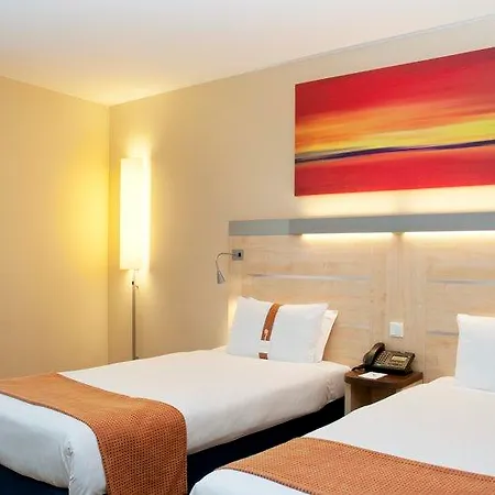 ホテル Express Munich Airport 3*