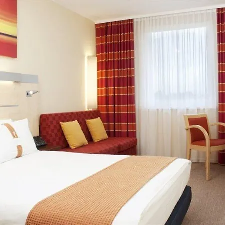 ホテル Express Munich Airport 3*