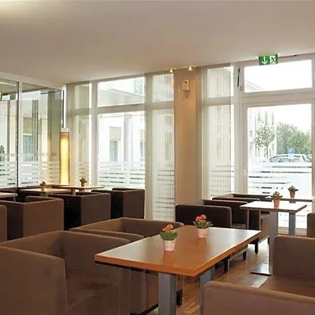 فندق Express Munich Airport Schwaig bei Nürnberg